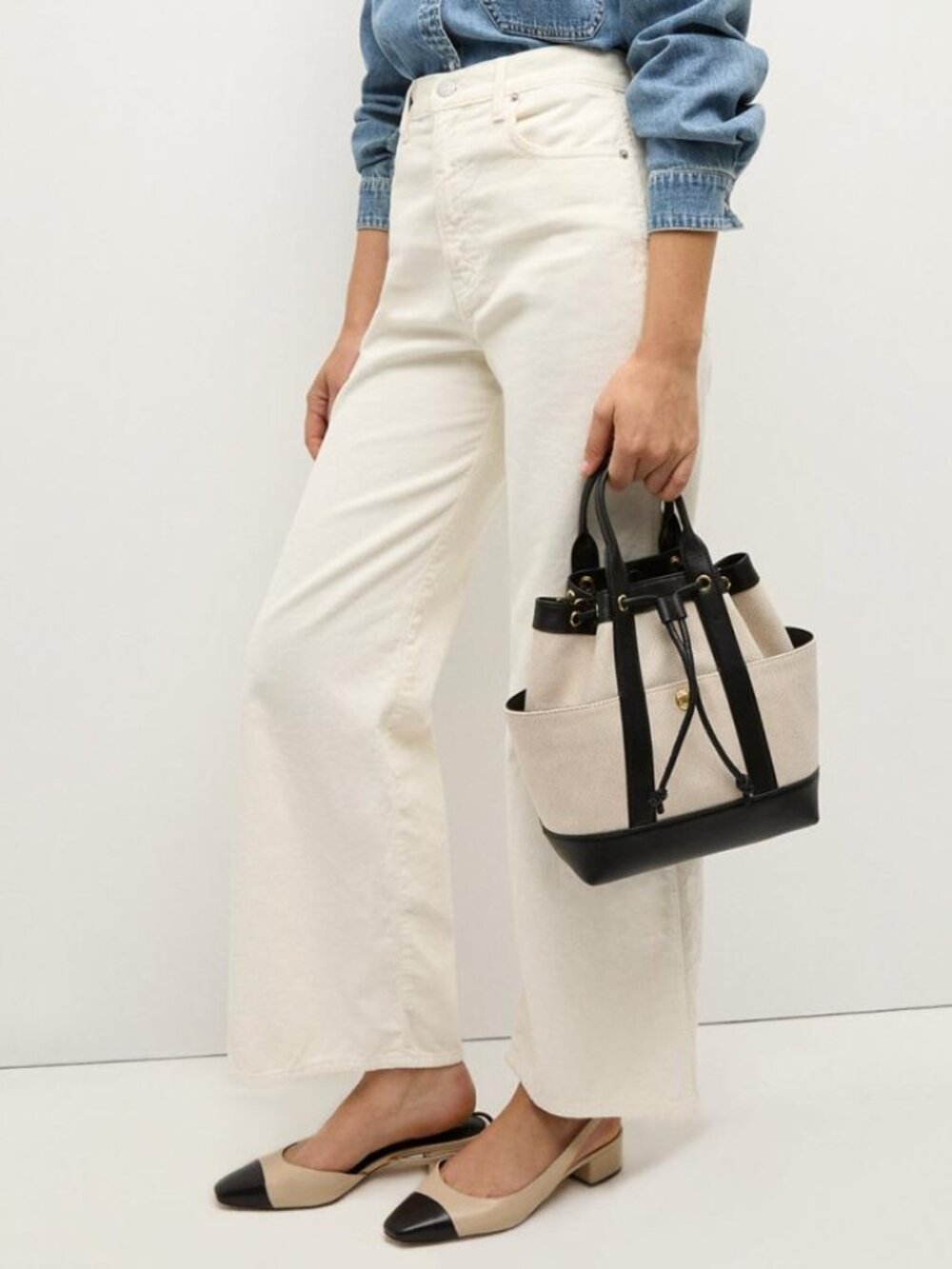 NWT veronica beard goody bag cream canvas and black leather trim - Picture 5 of 6